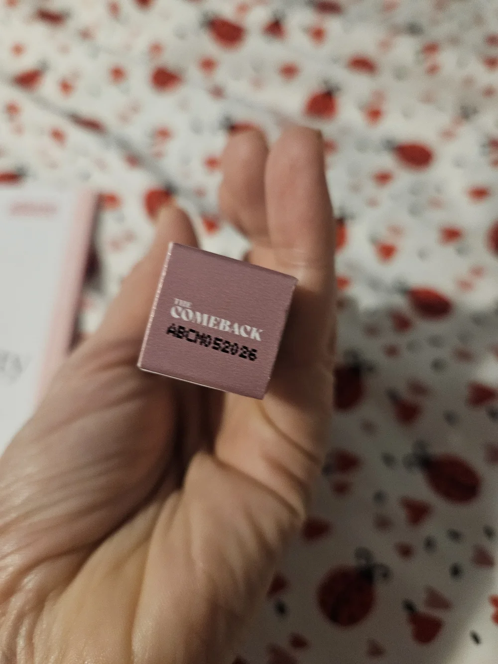athr beauty lightweight mascara